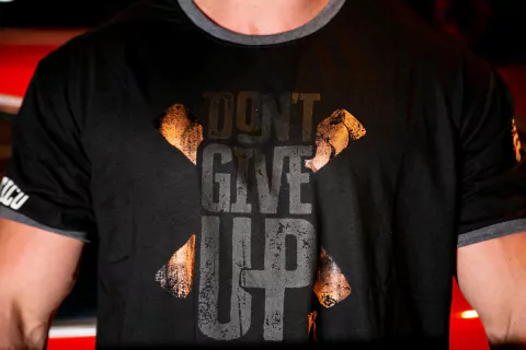 Camisa Don´t Give Up